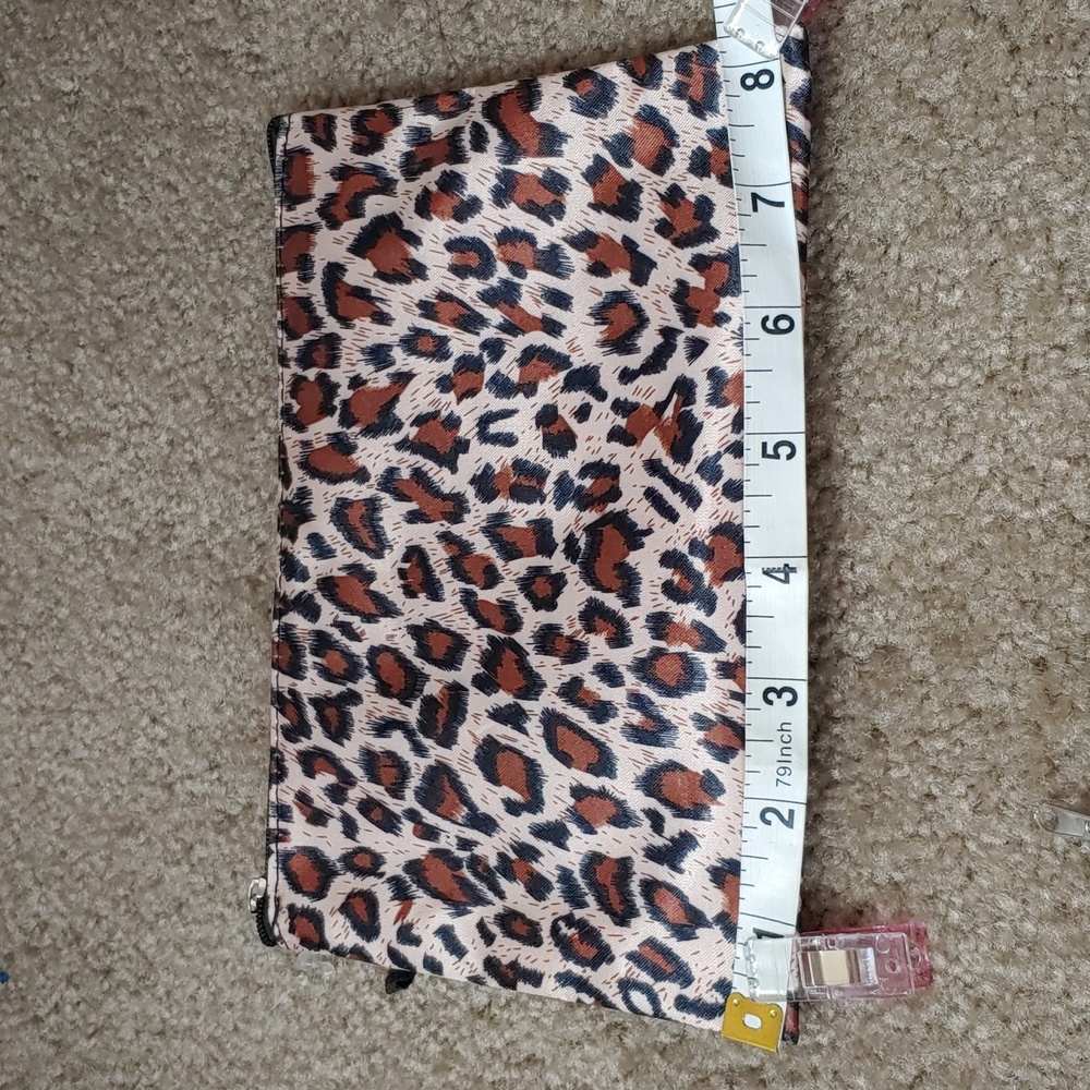 Leopard case - Picture 4 of 4